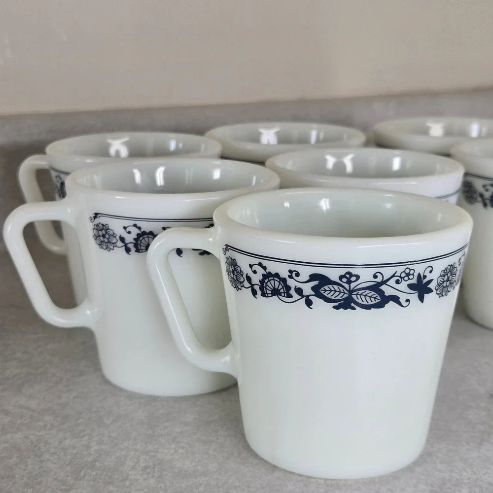Vintage Pyrex Mugs‎ Set of 7White Blue Floral Band Coffee Tea Cups 1410 300 ml - Picture 2 of 6